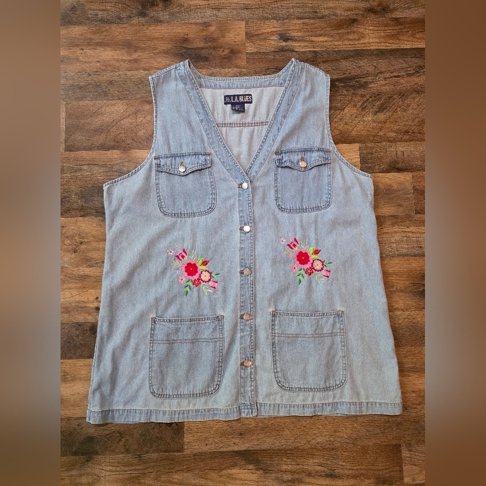 L.A. Blues Vintage Women's Floral Peacock Embroidered Light Denim Dress 22/24